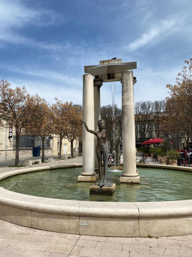 Studio au pont du gard Piscine et Jacuzzi chez Valerie Payre Vers-Pont-du-Gard Extérieur photo